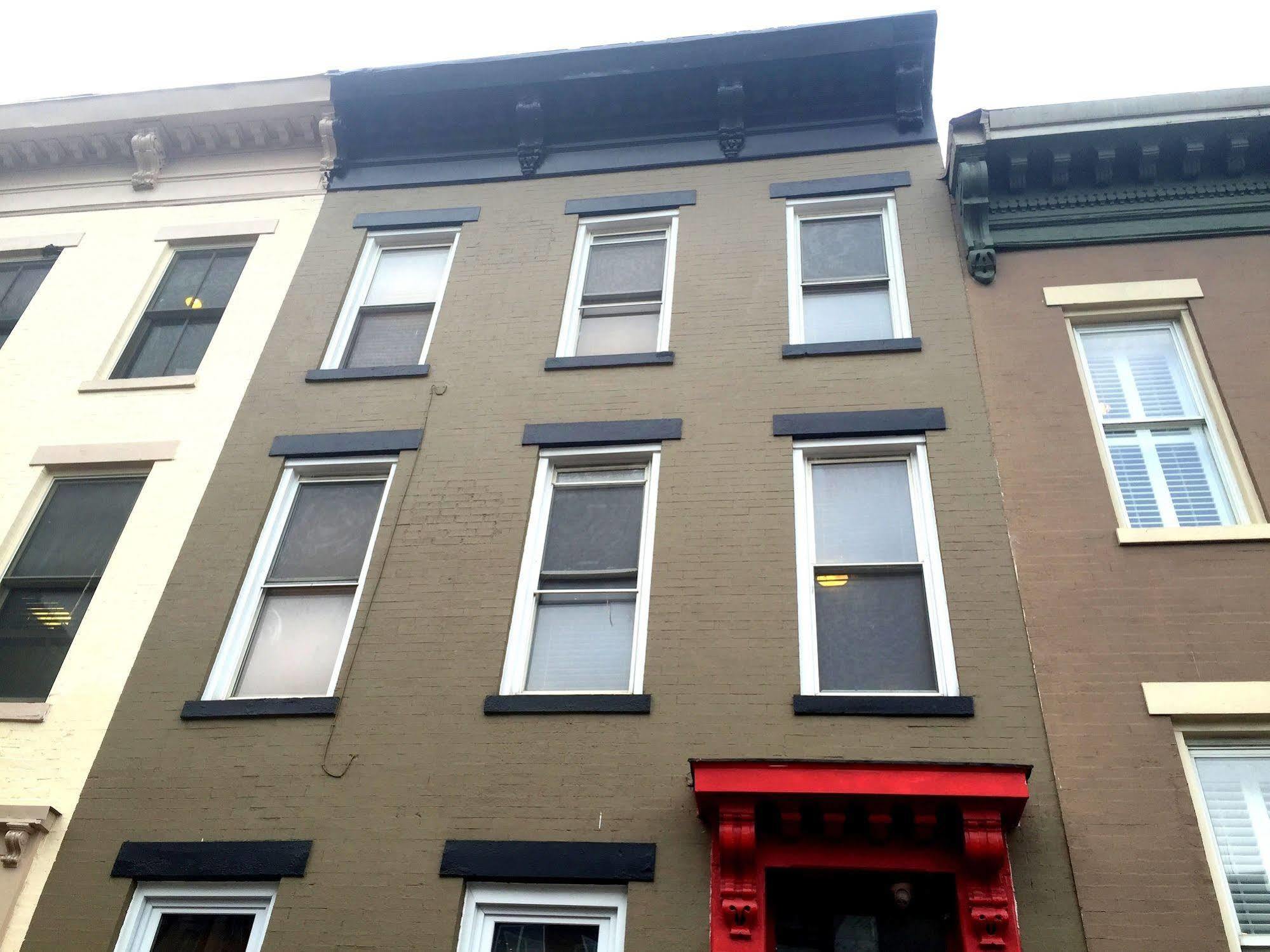 Dc International Hostel 2 Washington Exterior photo