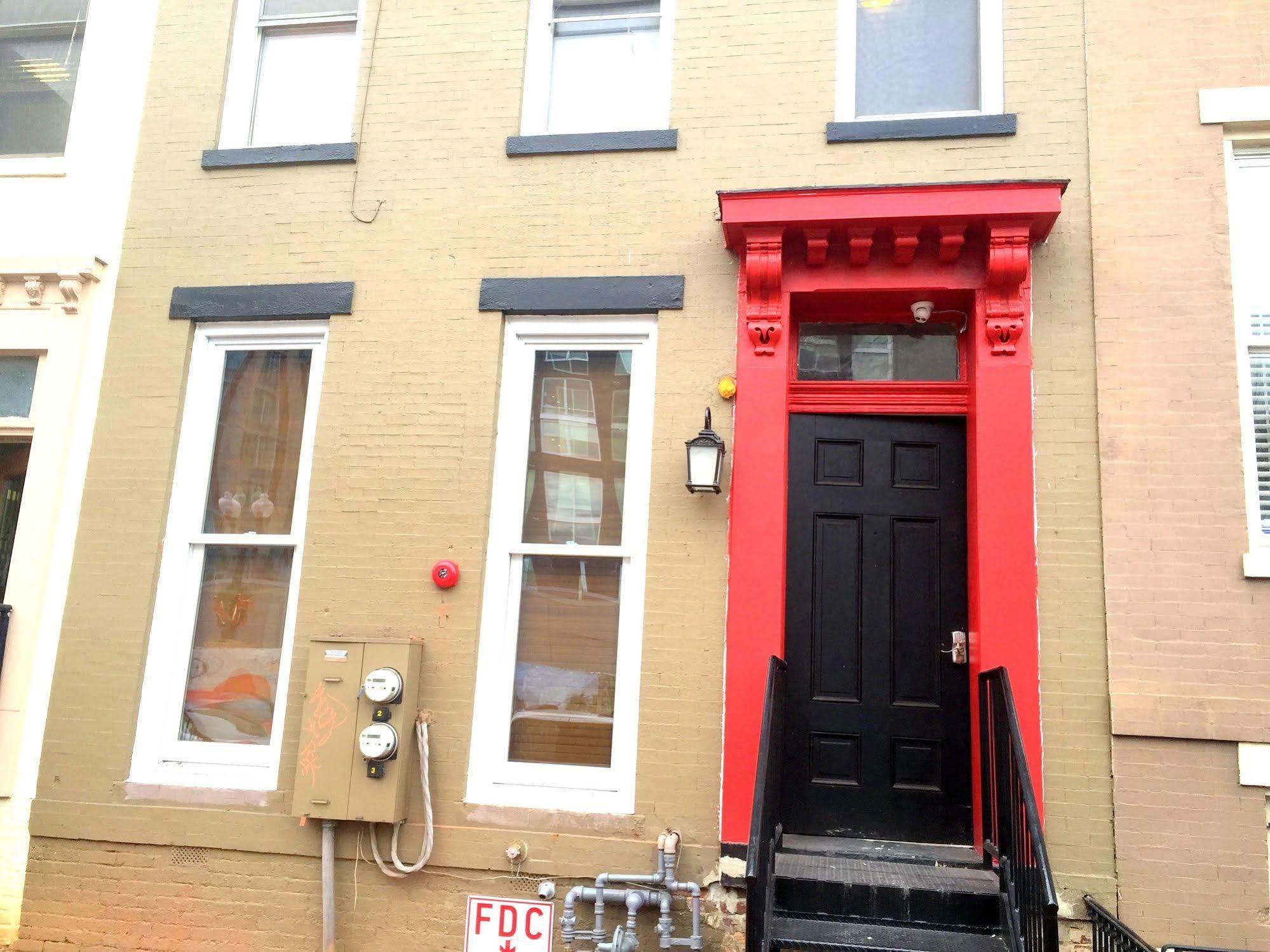 Dc International Hostel 2 Washington Exterior photo